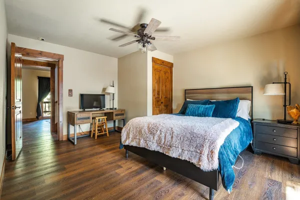 $1,700,000 | 16746 Tewksbury Drive, Truckee, CA 96161