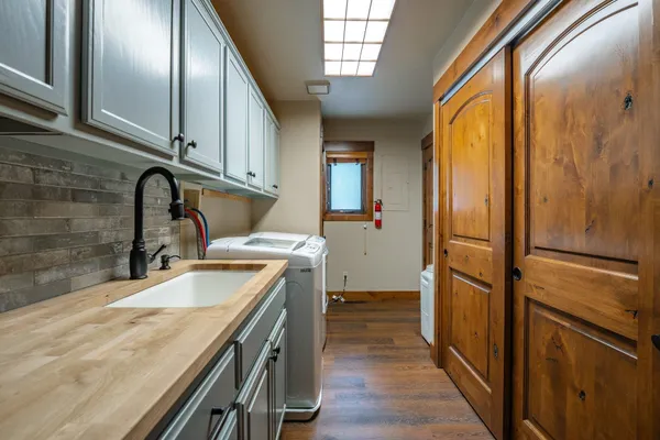 $1,700,000 | 16746 Tewksbury Drive, Truckee, CA 96161