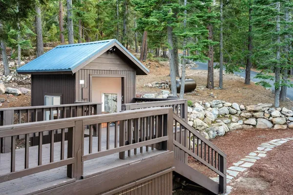 $1,700,000 | 16746 Tewksbury Drive, Truckee, CA 96161