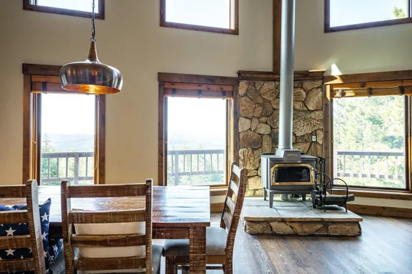 $1,700,000 | 16746 Tewksbury Drive, Truckee, CA 96161
