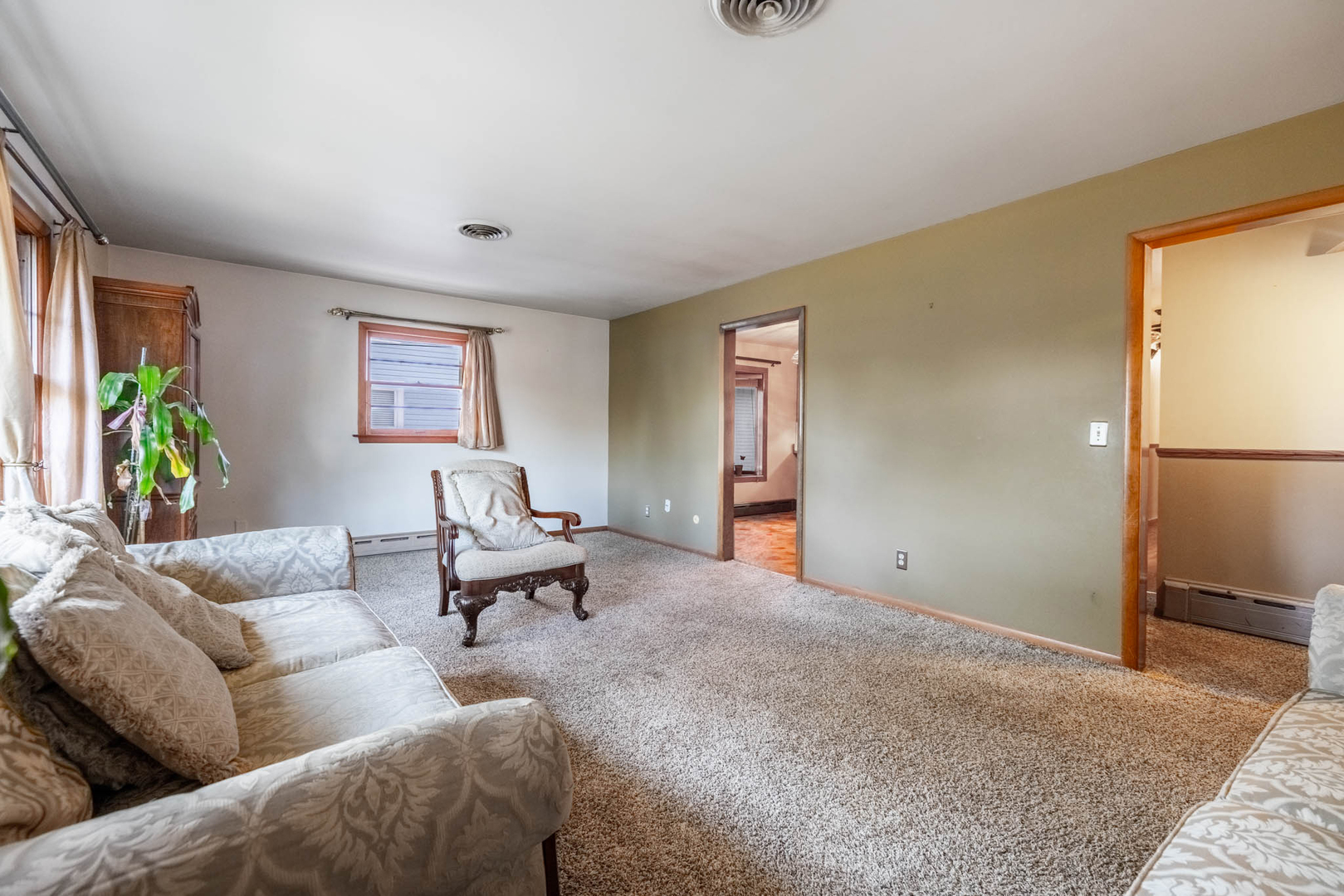 616 Rural Street Aurora, IL 60505 - Photo 8 of 24 Gallery Image 8