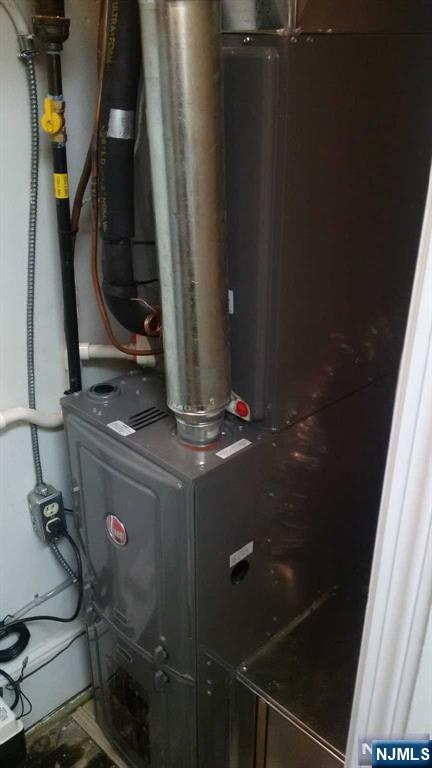 196 Rock Road, Unit 2B Glen Rock, NJ 07452 - Photo 17 of 22 a view of water heater room