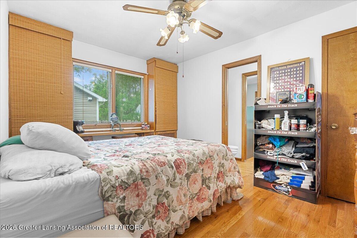 628 Jones Street Grand Ledge, MI 48837 - Photo 19 of 40 38-Media Jett - 14