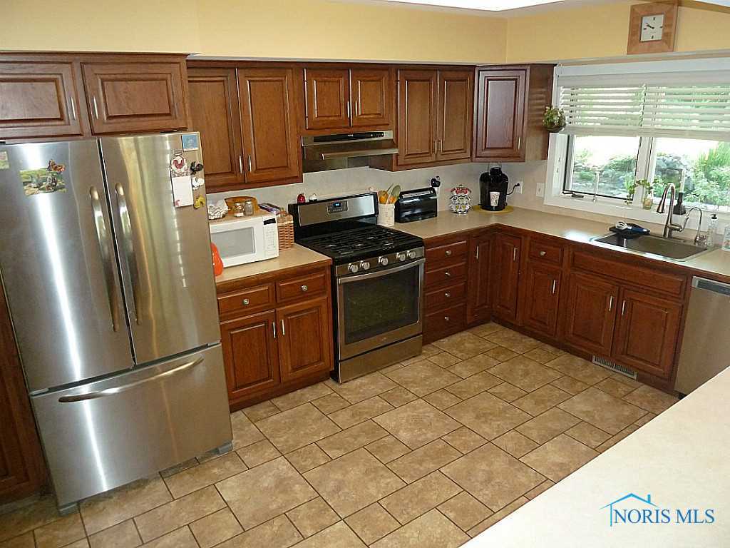 4046 Waterville Swanton Road Swanton, OH 43558 - Photo 12 of 20 Gallery Image 12