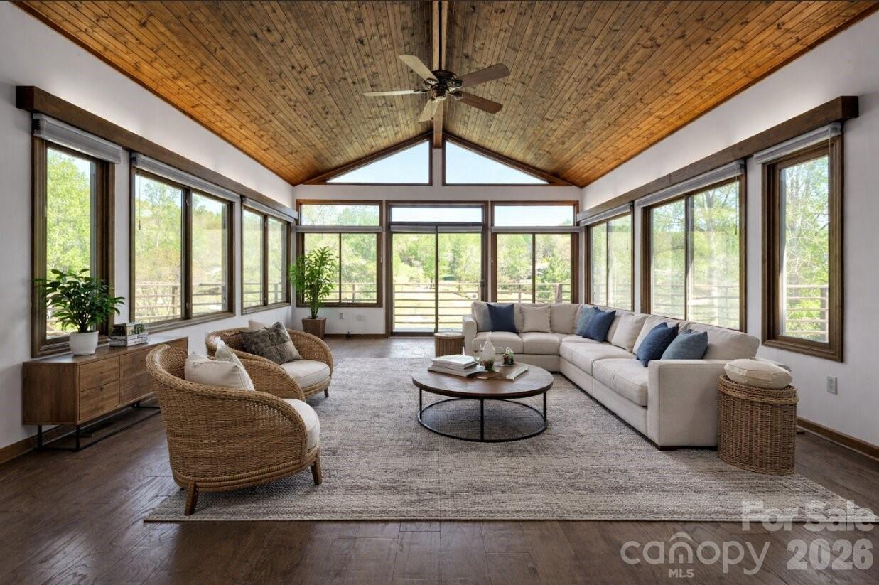 3104 Cove Loop Road Hendersonville, NC 28739 - Photo 11 of 33 Gallery Image 11