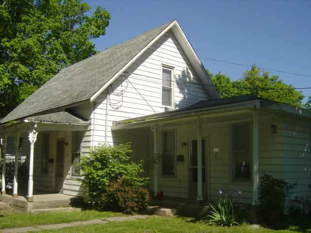 228 West 8th Street Rochester, IN 46975 - Photo 2 of 4