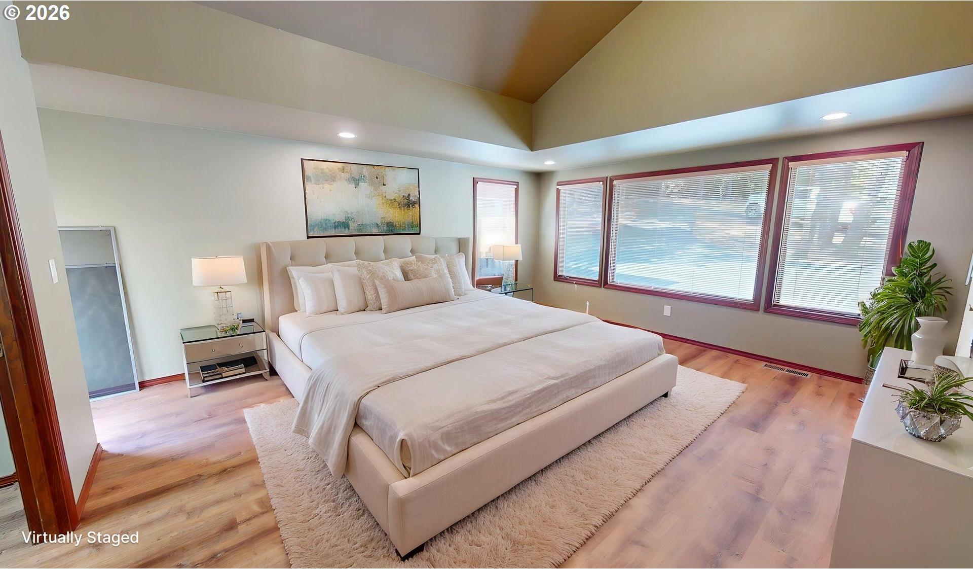 95822 Quail Mountain Road Gold Beach, OR 97444 - Photo 4 of 48 Owner's Suite Bedroom