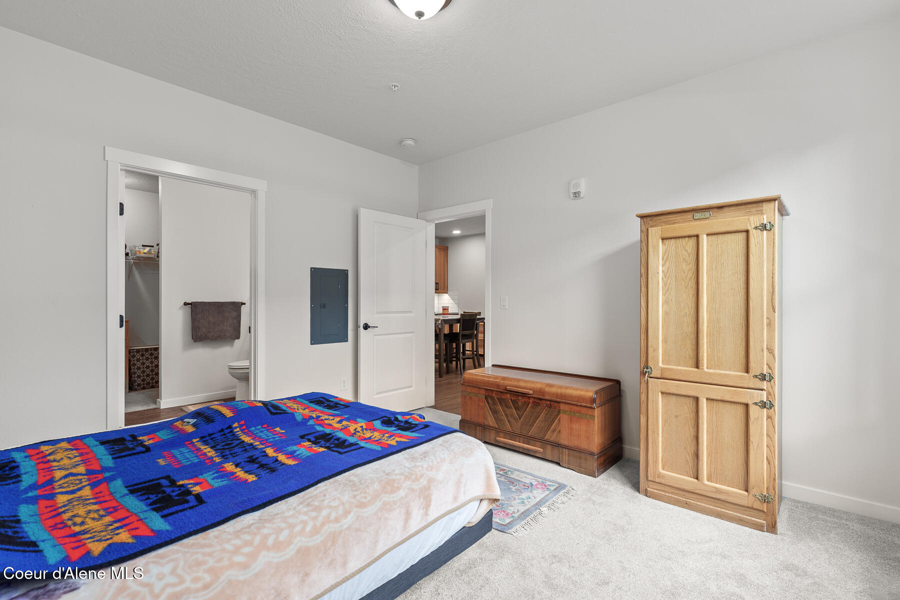 6510 North Atlas Road, Unit 102 Coeur D'Alene, ID 83815 - Photo 12 of 33 Primary Suite