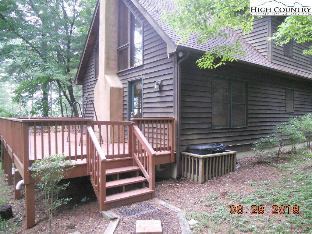862 Bluestone Wild Road Banner Elk, NC 28604 - Photo 2 of 11 Gallery Image 2