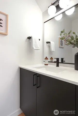 $565,000 | 10344 Wallingford Avenue North, Seattle, WA 98133