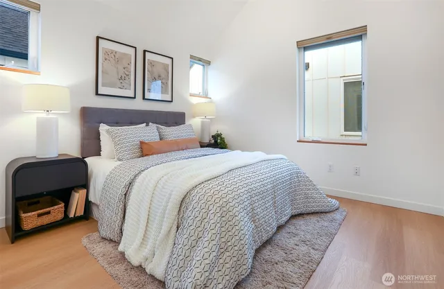 $565,000 | 10344 Wallingford Avenue North, Seattle, WA 98133