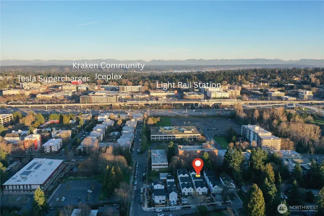 $565,000 | 10344 Wallingford Avenue North, Seattle, WA 98133