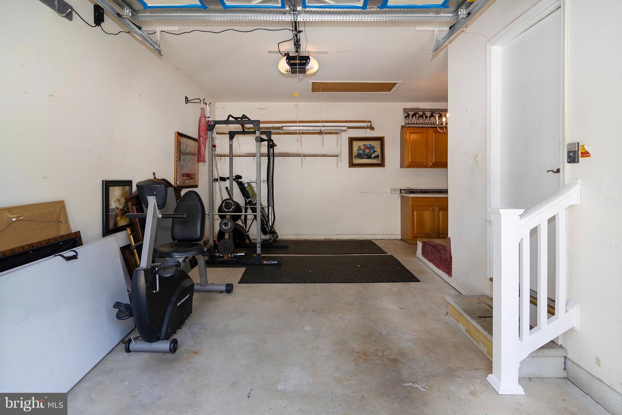 575 Riviera Drive Williamstown, NJ 08094 - Photo 39 of 46 Garage