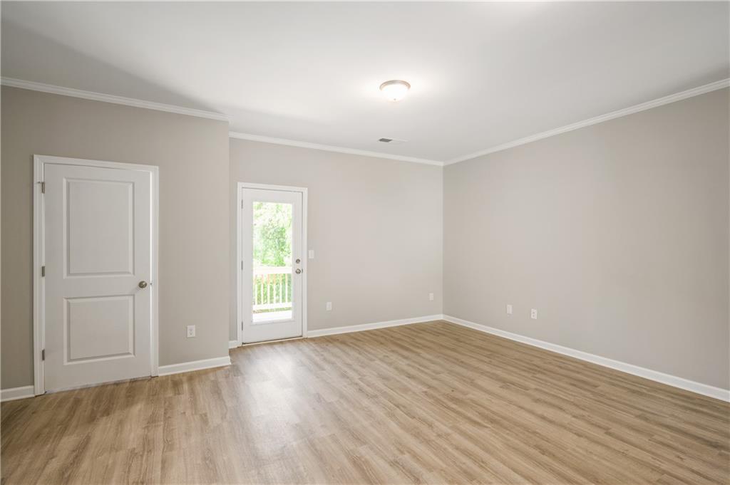 2826 Laurel Ridge Circle East Point, GA 30344 - Photo 11 of 25