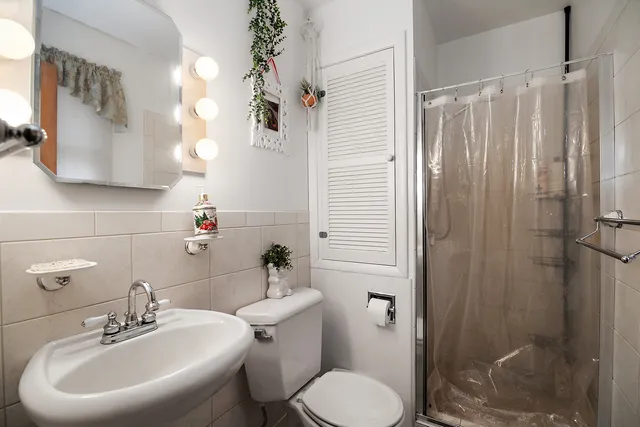 $240,000 | 1611 Quail Drive, St. Anne, IL 60964