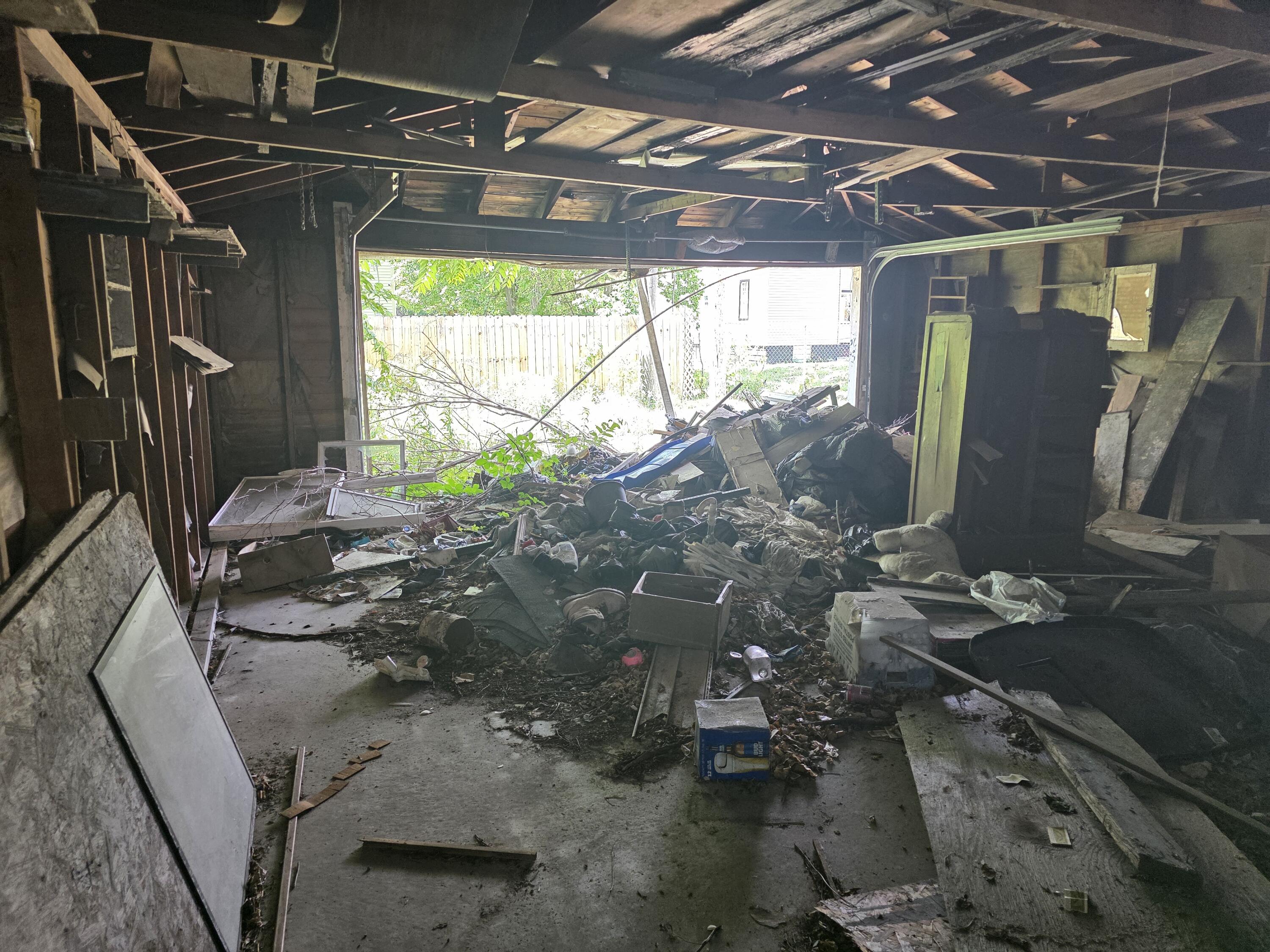 4011 French Road Detroit, MI 48214 - Photo 9 of 39 20260619_125941