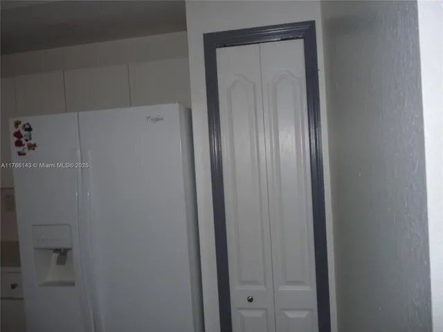 $2,800 | 8980 West Flagler Street, Unit 102, Miami, FL 33174