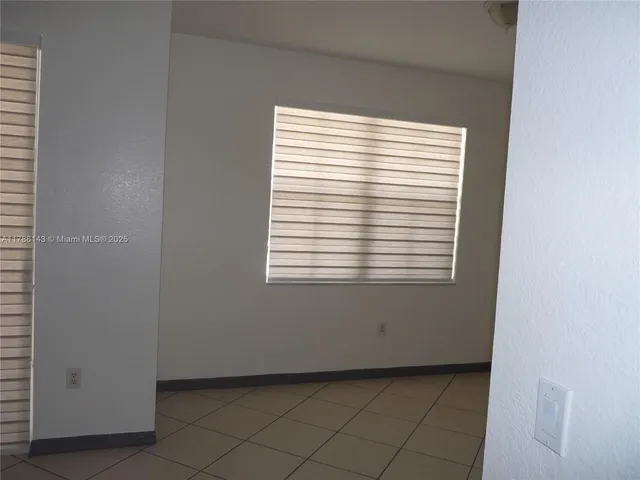 $2,800 | 8980 West Flagler Street, Unit 102, Miami, FL 33174