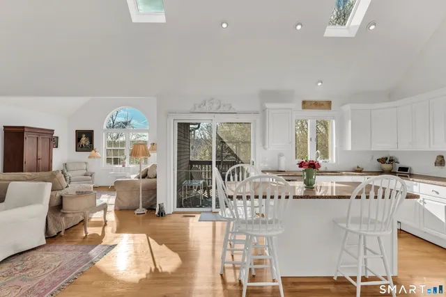 $749,900 | 83 Long Hill Farm, Unit 83, Guilford, CT 06437