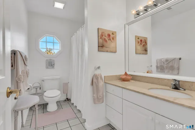 $749,900 | 83 Long Hill Farm, Unit 83, Guilford, CT 06437