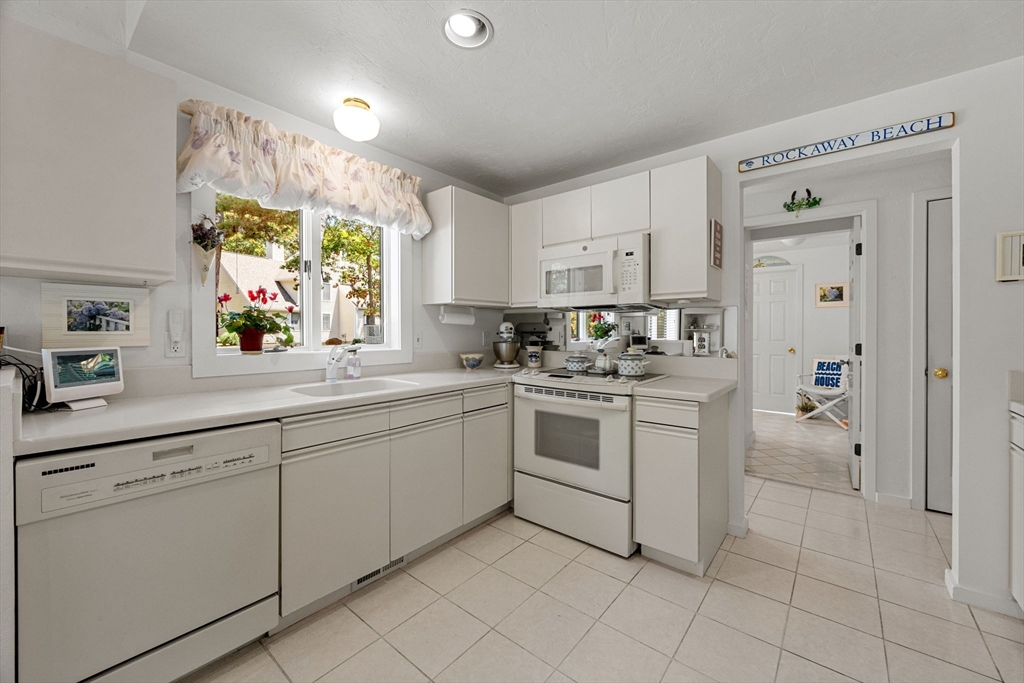 49 G Shellback Way, Unit 49G Mashpee, MA 02649 - Photo 11 of 42 Gallery Image 11