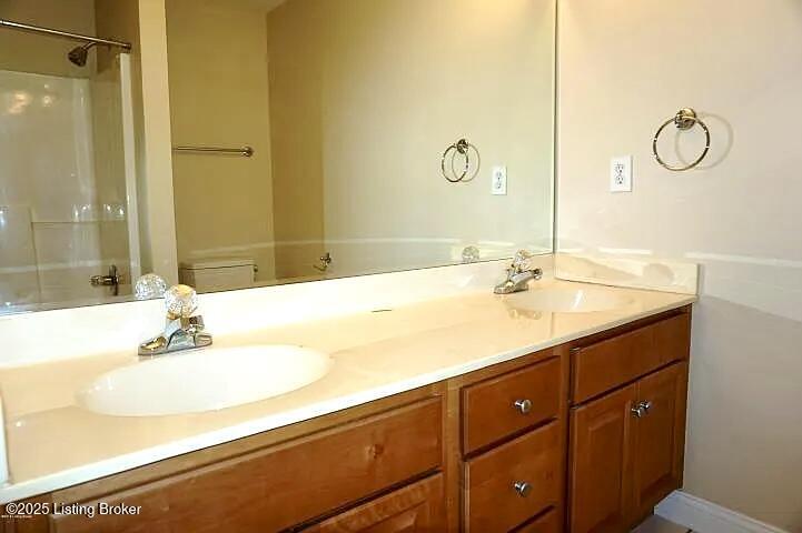 7816 Turtle Run Court, Unit CTF Prospect, KY 40059 - Photo 19 of 20 Upstairs full bath