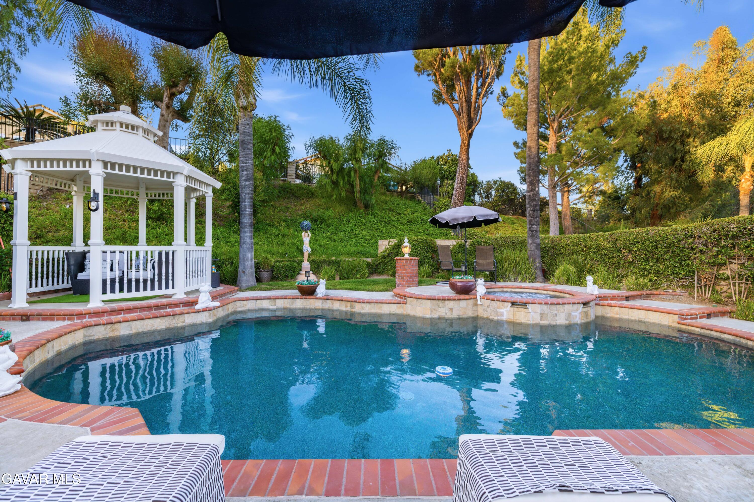 22029 Rodeffer Place Santa Clarita, CA 91350 - Photo 37 of 53 22029 Rodeffer Pl-46