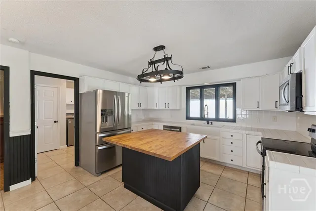 $389,000 | 479 Mannie English Road, Ellabell, GA 31308