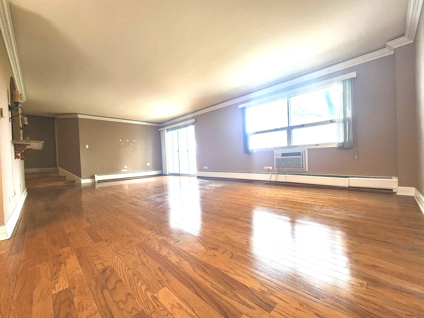 9009 Golf Road, Unit 2G Des Plaines, IL 60016 - Photo 4 of 18 Gallery Image 4