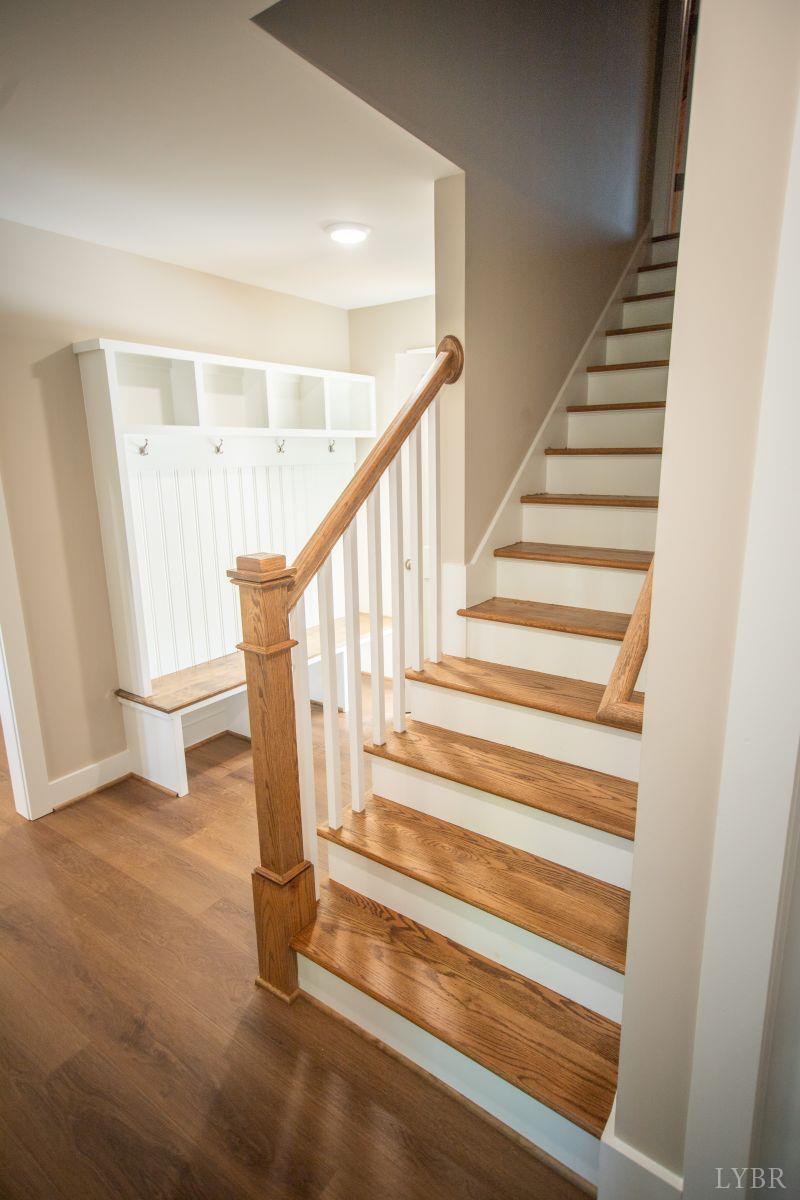108 Montfair Drive Amherst, VA 24521 - Photo 28 of 39 a view of entryway