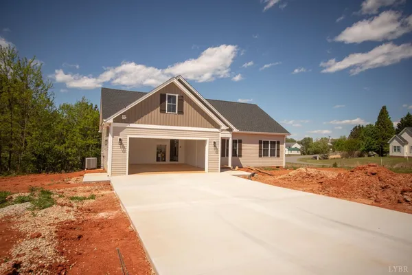 $389,900 | 108 Montfair Drive, Amherst, VA 24521