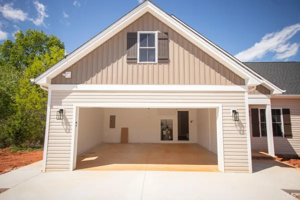 $389,900 | 108 Montfair Drive, Amherst, VA 24521