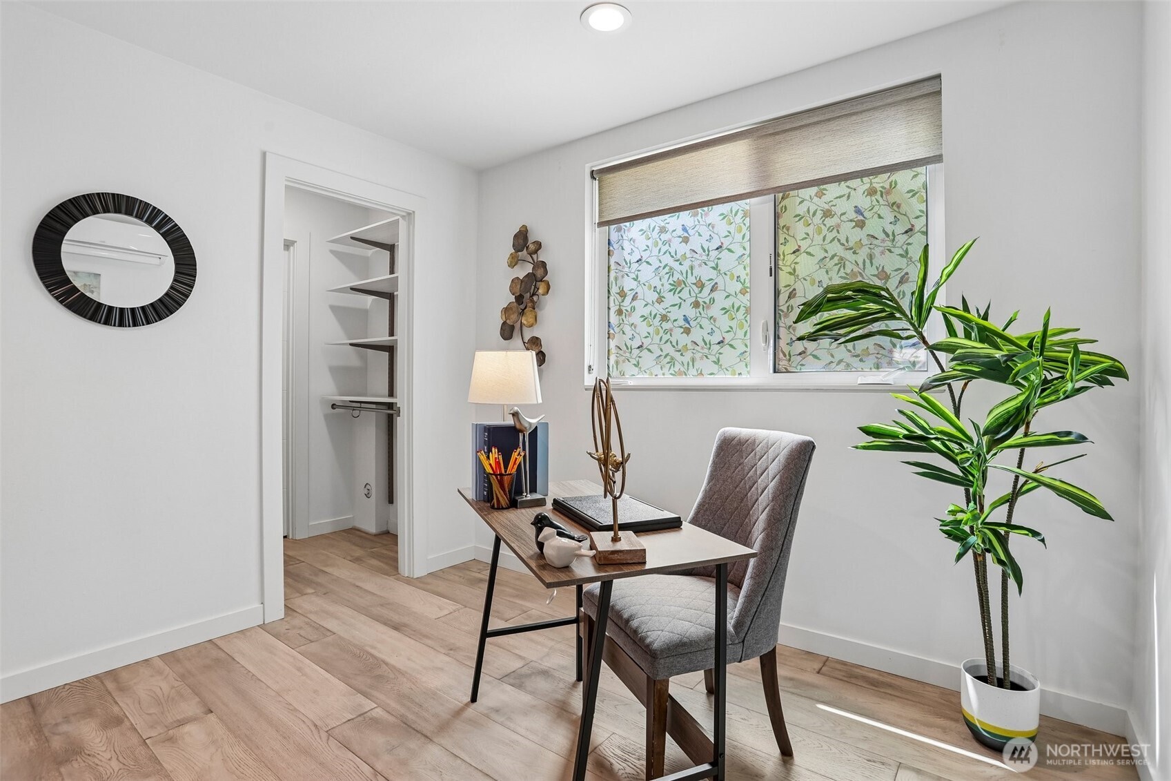 1926 Ferry Avenue Southwest Seattle, WA 98116 - Photo 24 of 40 a view of a livingroom with furniture and a potted plant