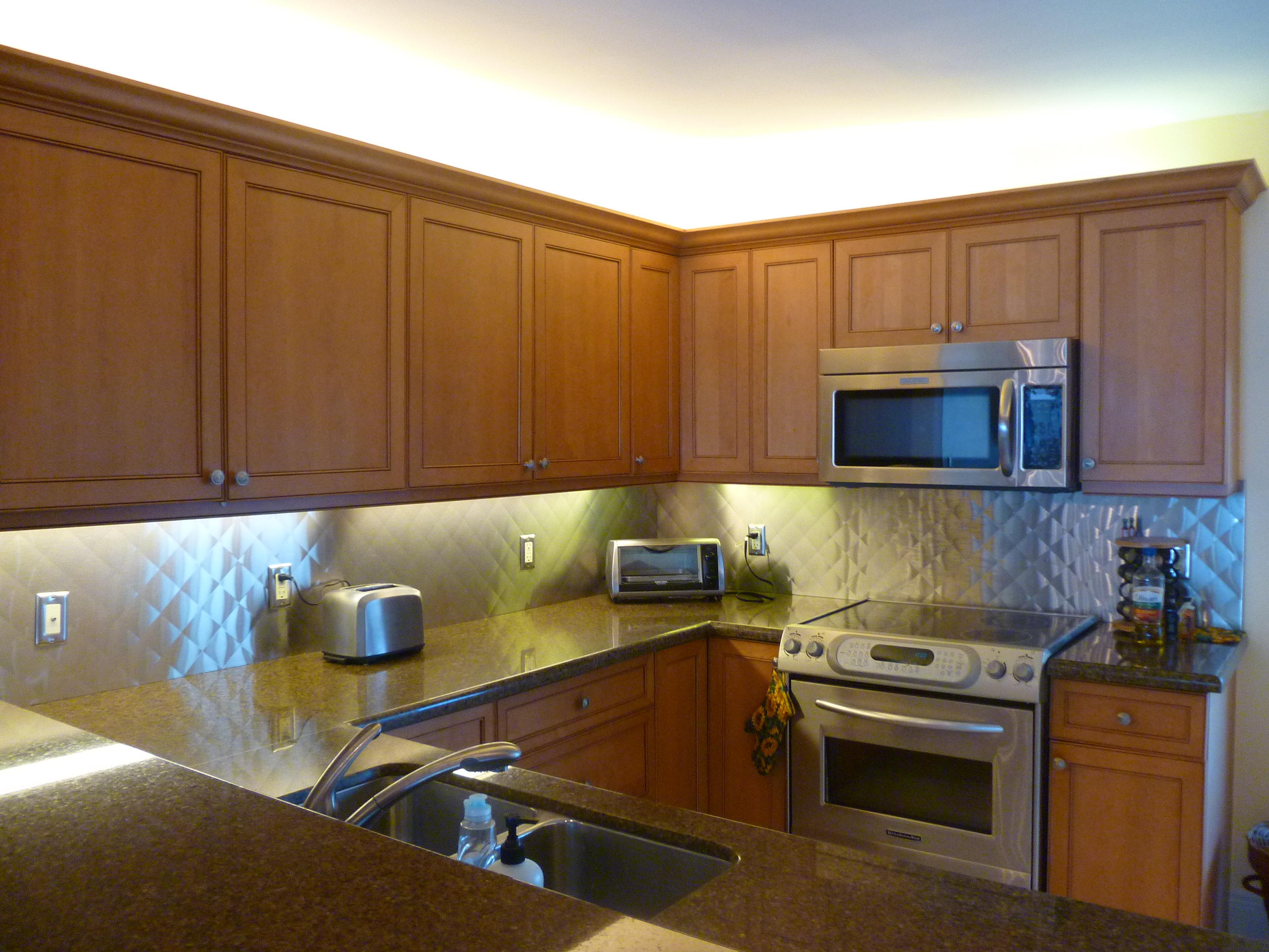 3000 South Ocean Boulevard, Unit 303 Boca Raton, FL 33432 - Photo 13 of 51 Kitchen