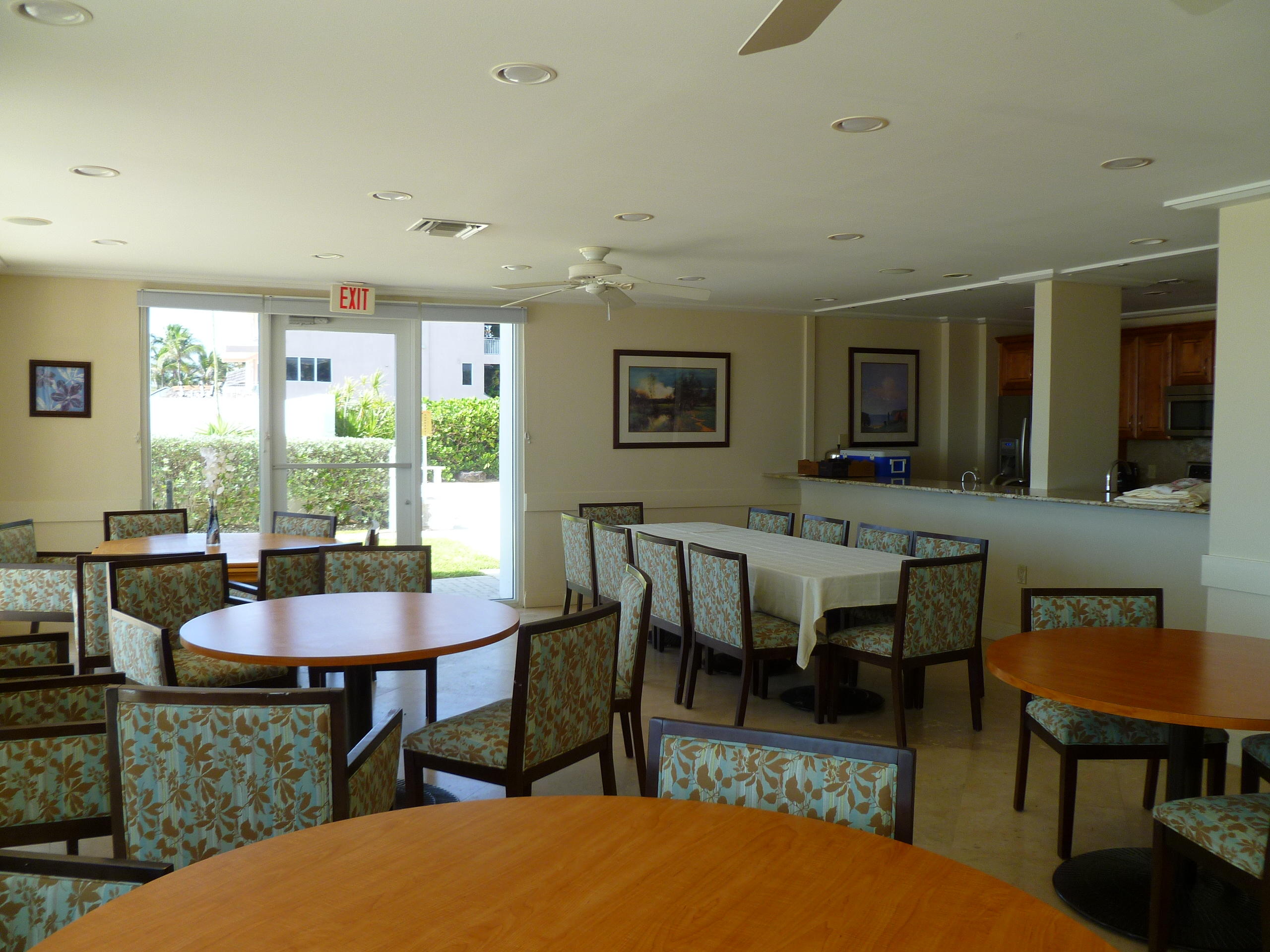 3000 South Ocean Boulevard, Unit 303 Boca Raton, FL 33432 - Photo 38 of 51 Community Room