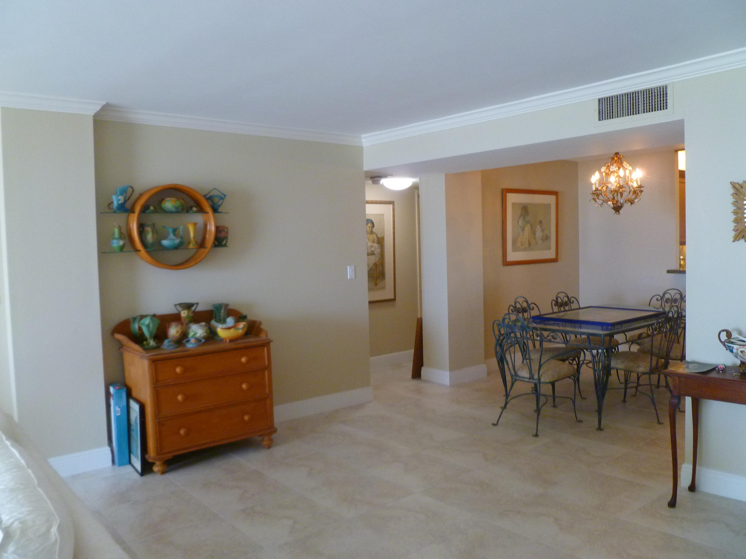 3000 South Ocean Boulevard, Unit 303 Boca Raton, FL 33432 - Photo 5 of 51 Living Room/Dining Area