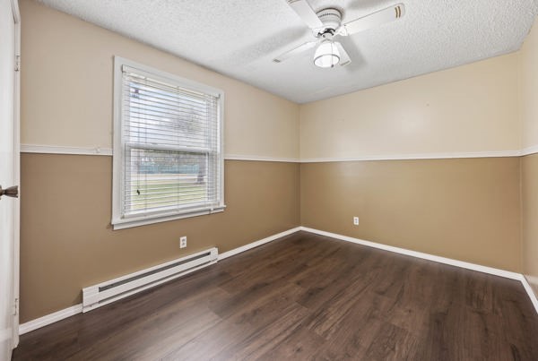 11046 West Scott Road Ridgeway, NY 14103 - Photo 20 of 35 Bedroom 1