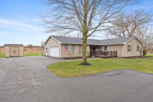 11046 West Scott Road Ridgeway, NY 14103 - Photo 2 of 35 Front Side