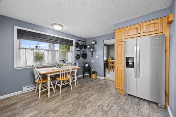 11046 West Scott Road Ridgeway, NY 14103 - Photo 7 of 35 Eat-in Kitchen