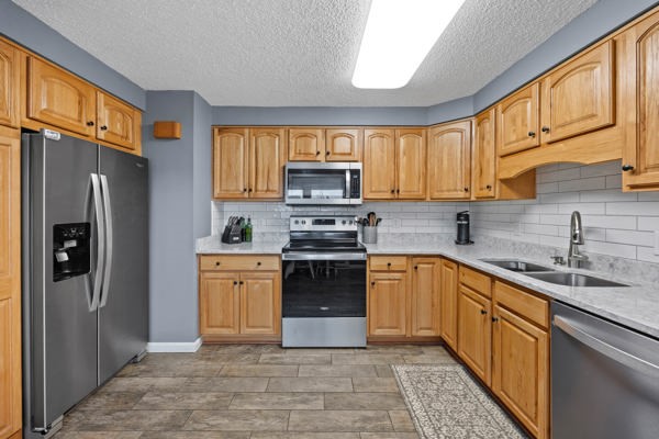 11046 West Scott Road Ridgeway, NY 14103 - Photo 8 of 35