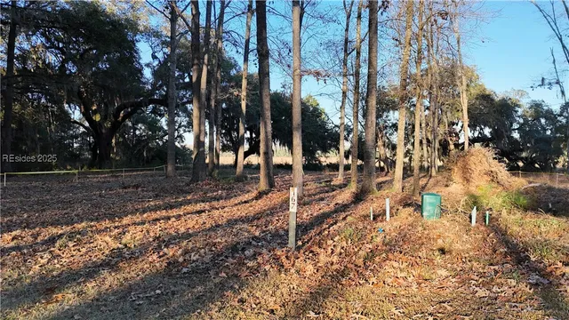 $150,000 | 91 Castle Hl Drive, Yemassee, SC 29945