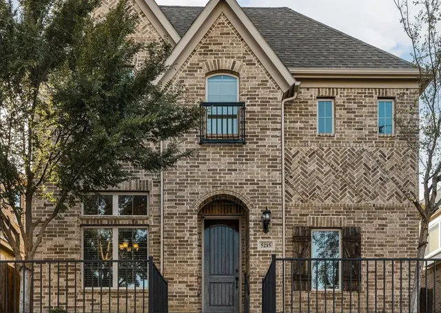 $3,399 | 5215 Wakefield Drive, Irving, TX 75038