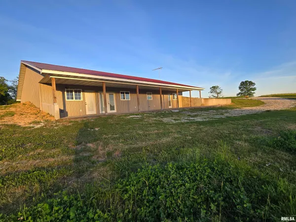 $260,000 | 2960 County Road 2660, La Harpe, IL 61450