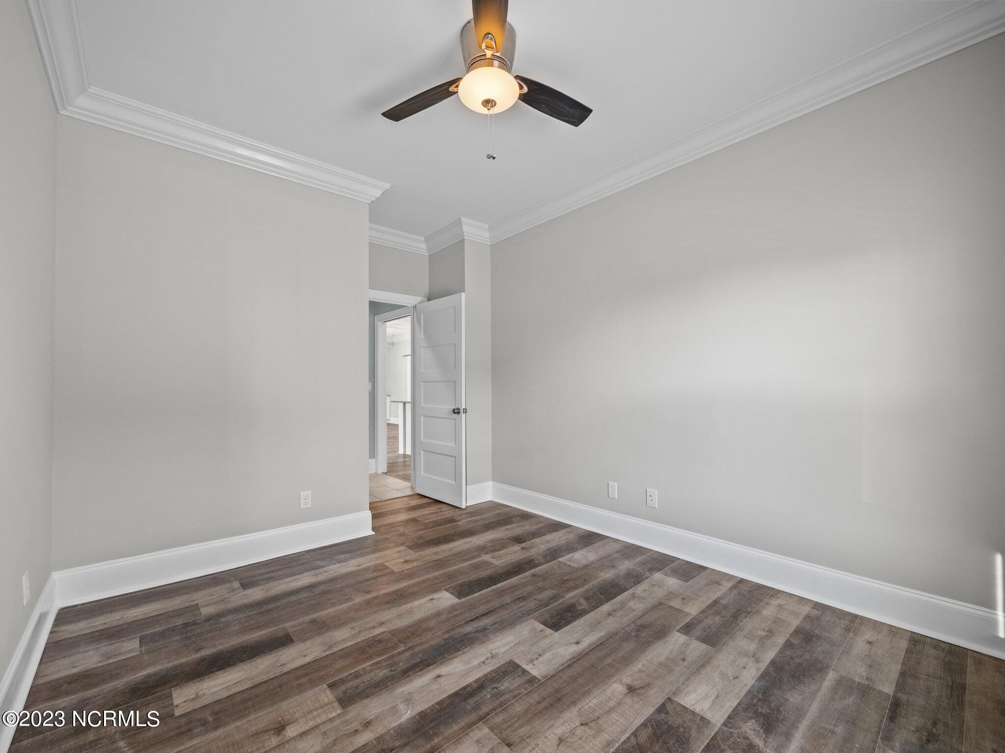 125 Middle Point Road Hampstead, NC 28443 - Photo 12 of 50 Interior