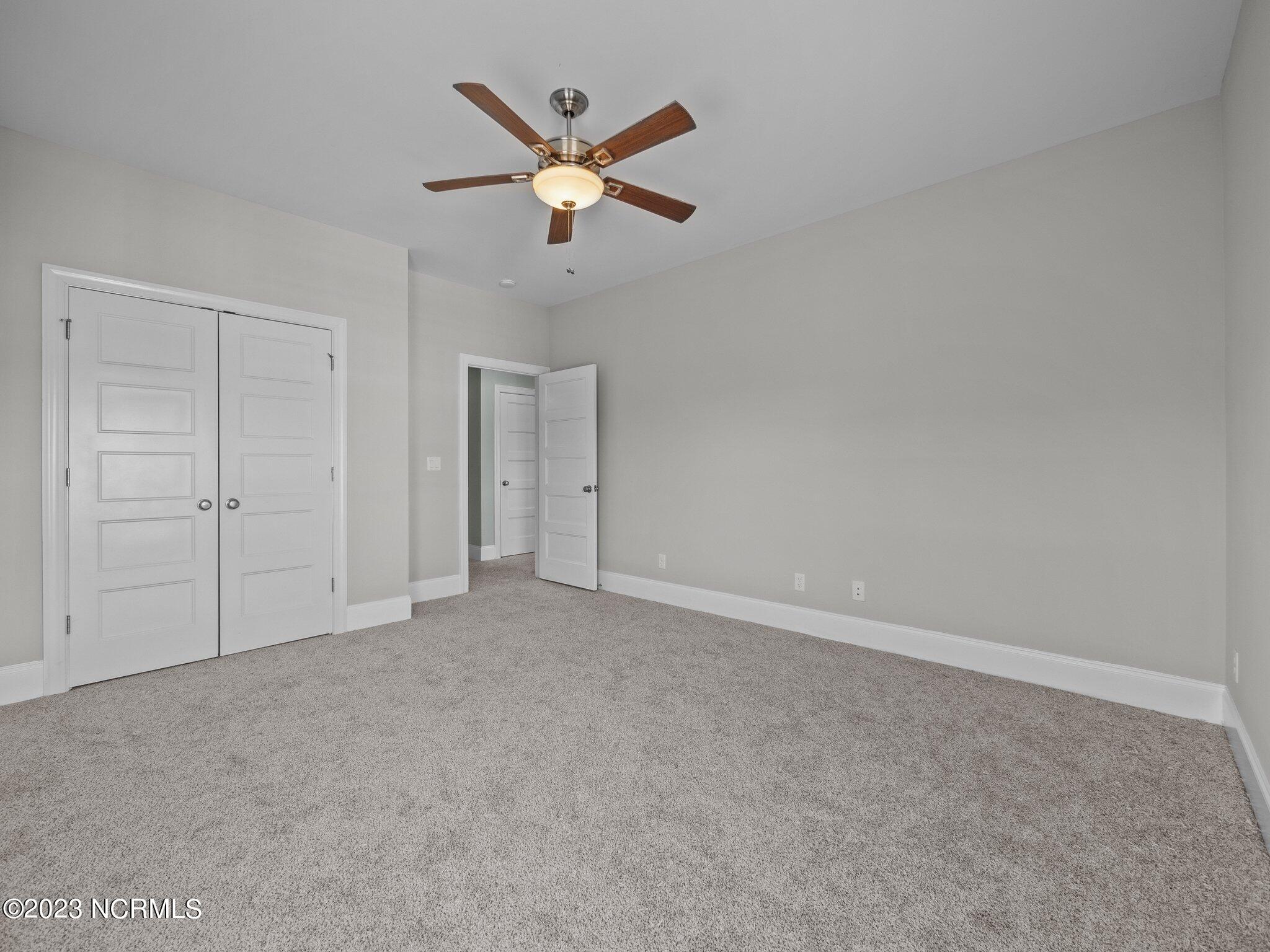 125 Middle Point Road Hampstead, NC 28443 - Photo 17 of 50 Interior