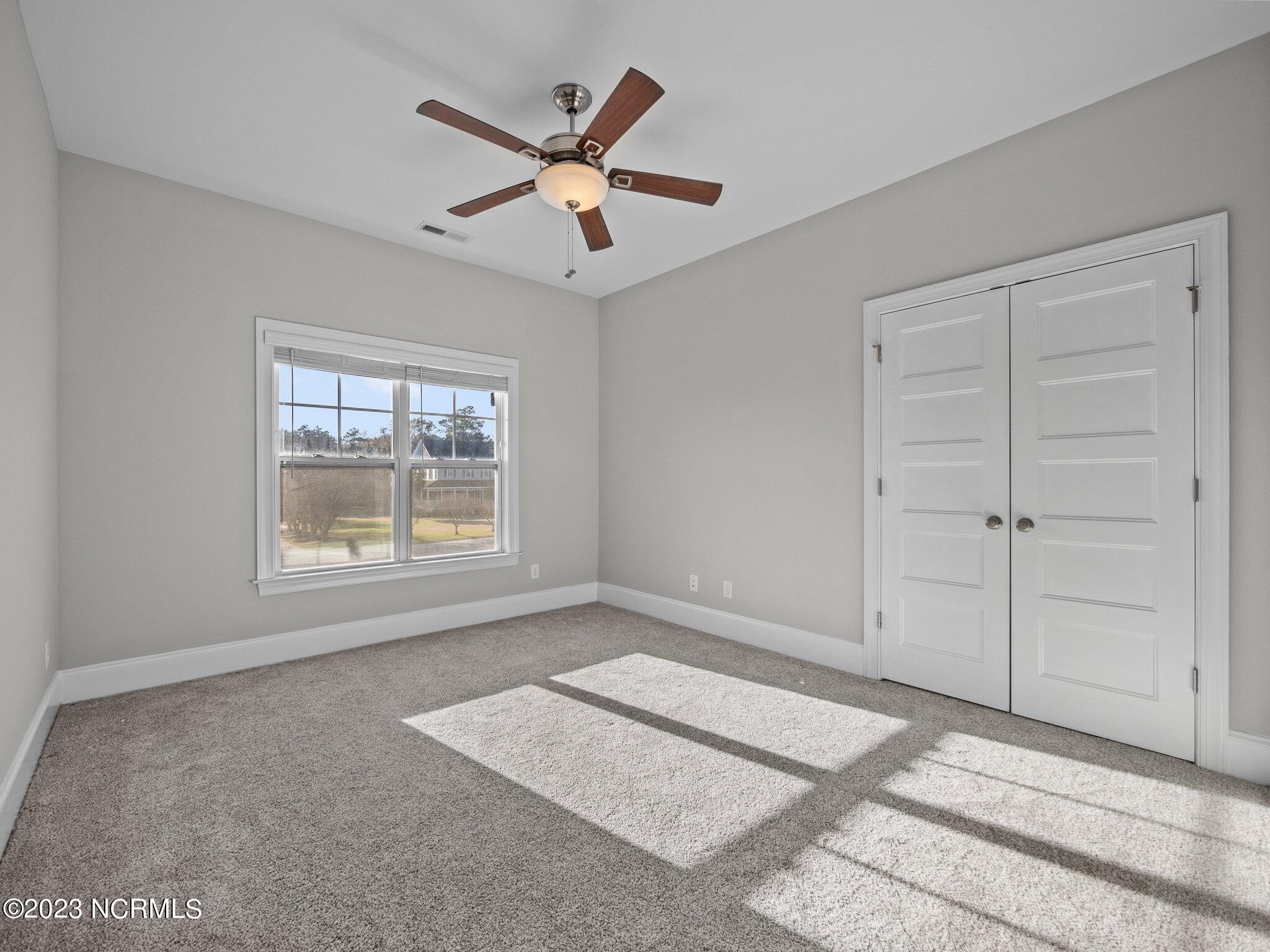 125 Middle Point Road Hampstead, NC 28443 - Photo 19 of 50 Interior