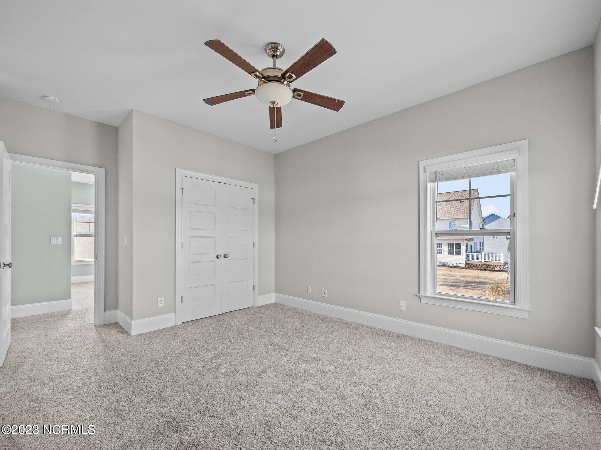 125 Middle Point Road Hampstead, NC 28443 - Photo 22 of 50 Interior