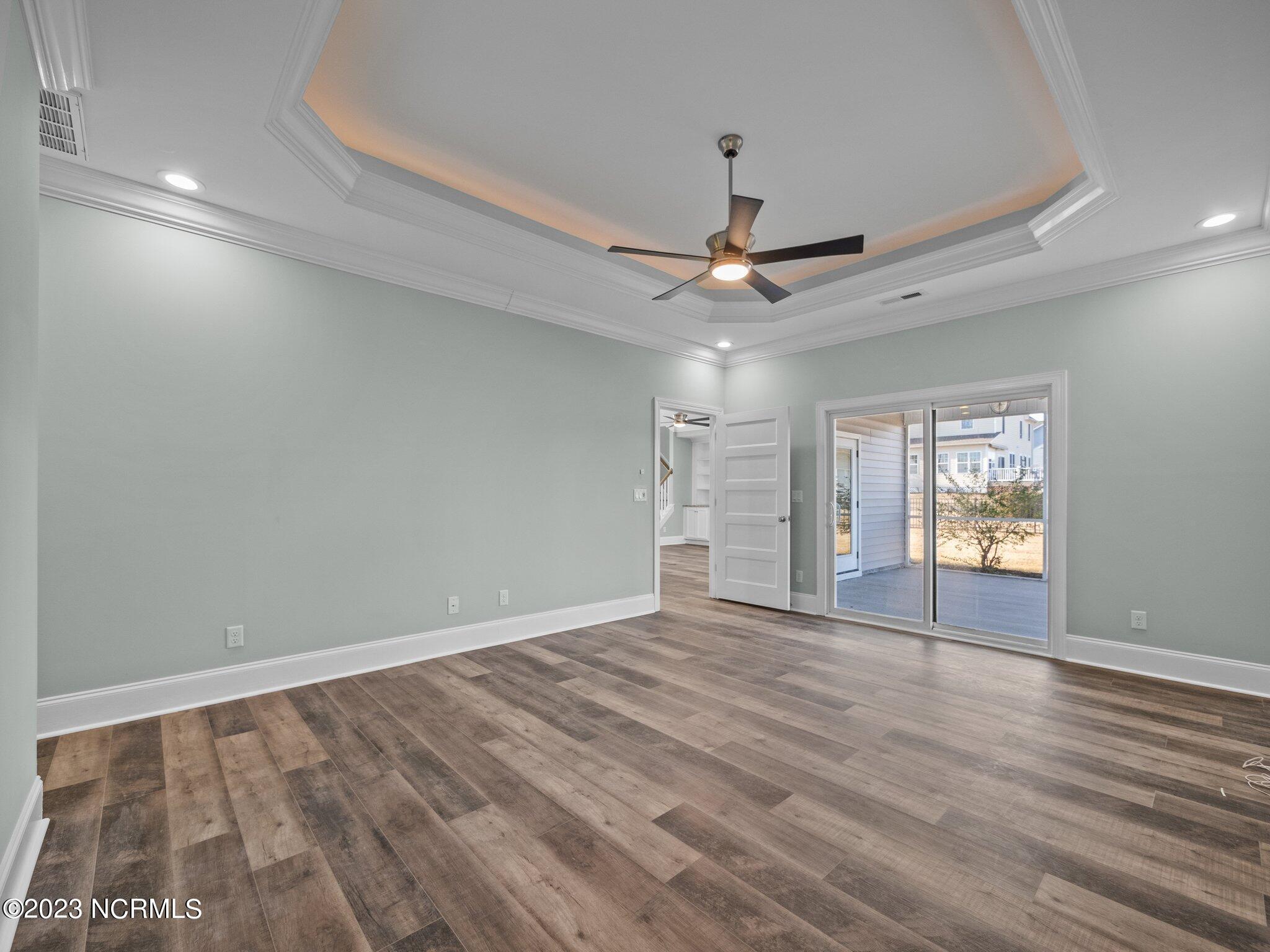 125 Middle Point Road Hampstead, NC 28443 - Photo 29 of 50 Interior