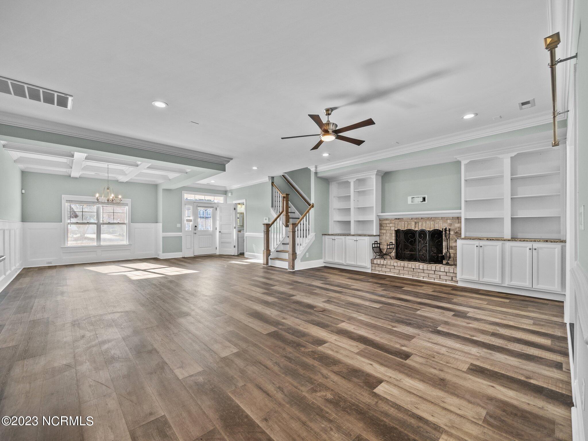 125 Middle Point Road Hampstead, NC 28443 - Photo 4 of 50 Interior
