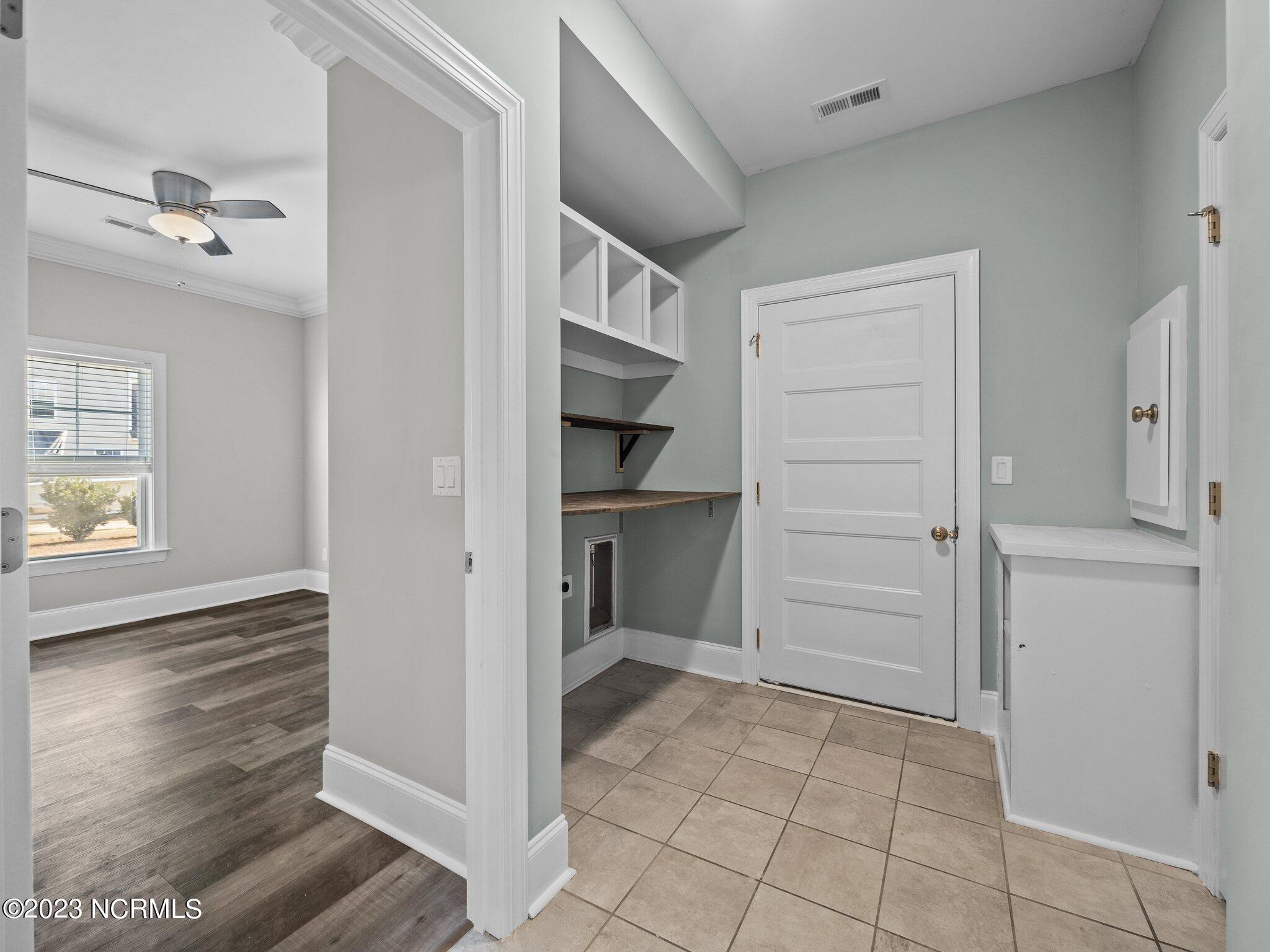 125 Middle Point Road Hampstead, NC 28443 - Photo 9 of 50 Interior